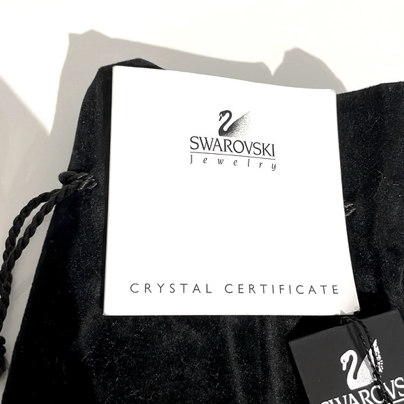 NWT Swarovski Round Cut White Crystal Deluxe Tennis Bracelet - Picture 4 of 4